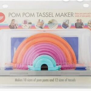Blue Pom Pom Tassel Maker